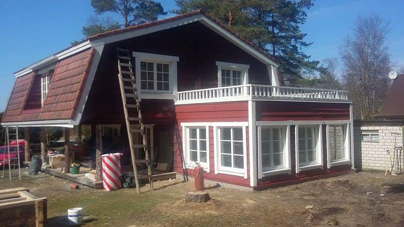   Elumaja renoveerimine ja juurdeehitus Kuusalus. Töö hõlmas olemasoleva hoone osalist rekonstrueerimist ning uue mahu juurdeehitamist. Eemaldasime amortiseerun